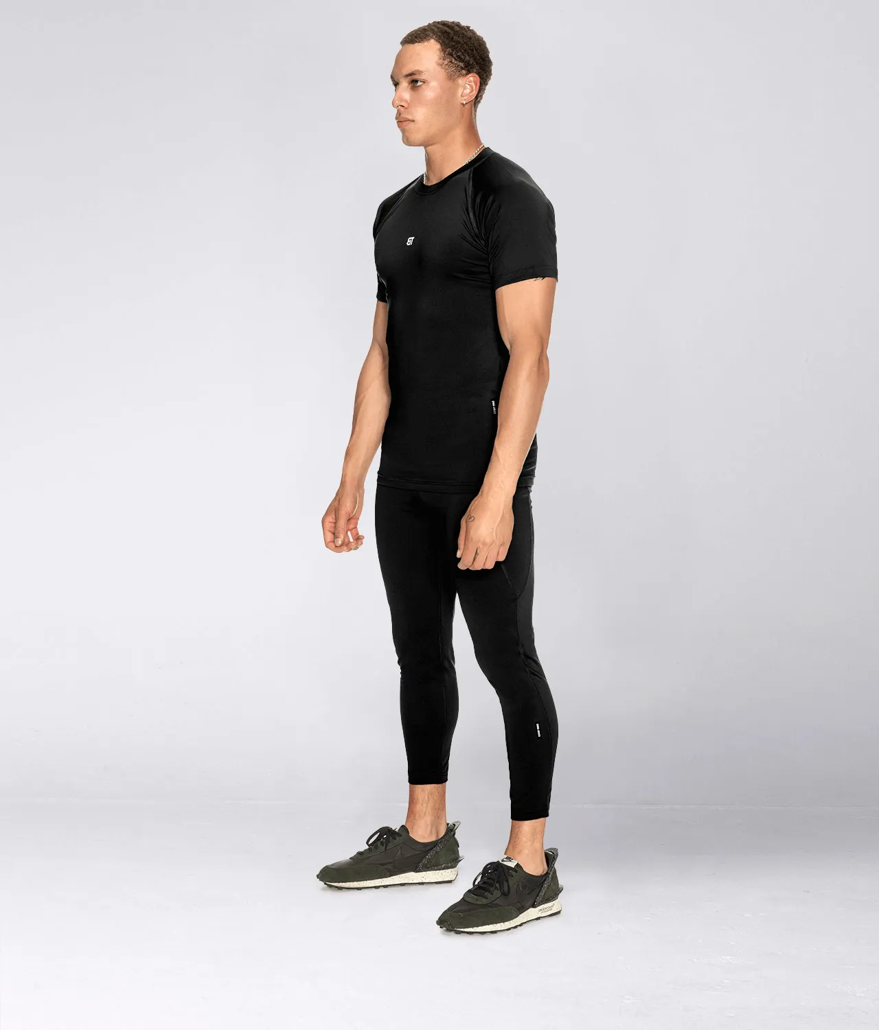 9700 . Compression Regular-Fit Shirt - Black