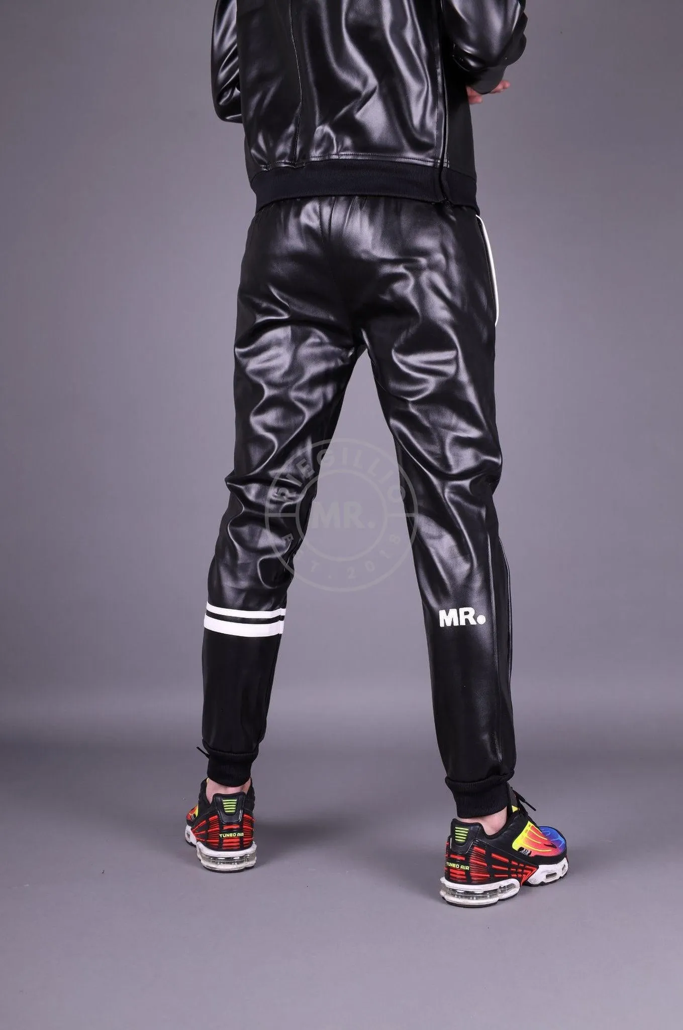 MR. Tracksuit Pants - Black