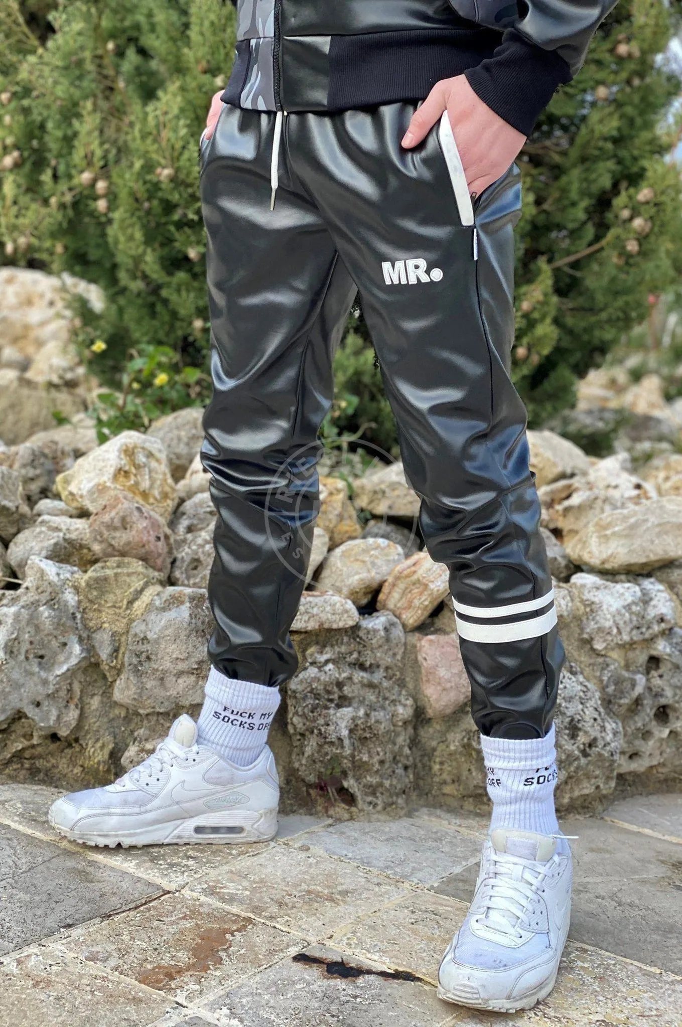 MR. Tracksuit Pants - Black