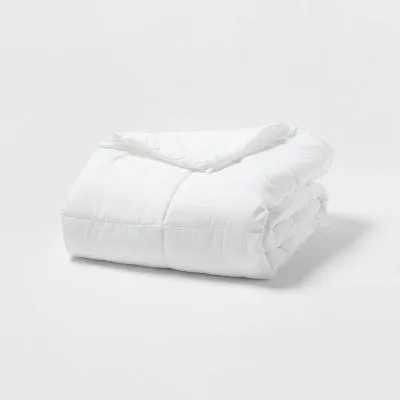 New - Full/Queen All Season Comforter Insert White - Room Essentials